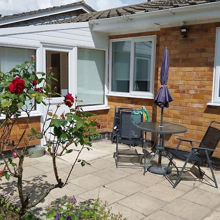 Beautiful 3-Bed Bungalow Kessingland Rural Retreat Lowestoft Exterior foto